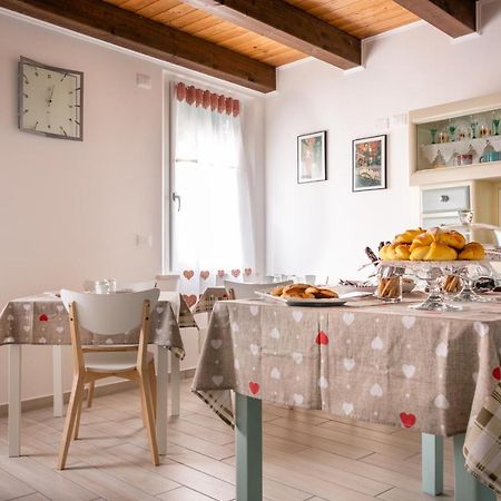 La Casa Di Santino Bed & Breakfast โคมัคคิโอ ภายนอก รูปภาพ